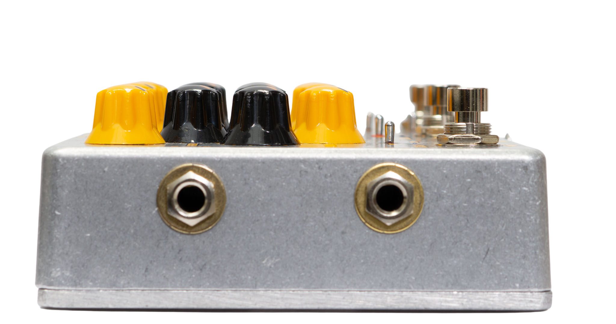 MarkBass PRO BASS MIXER　送料込み sfondo-bianco-05.jpg